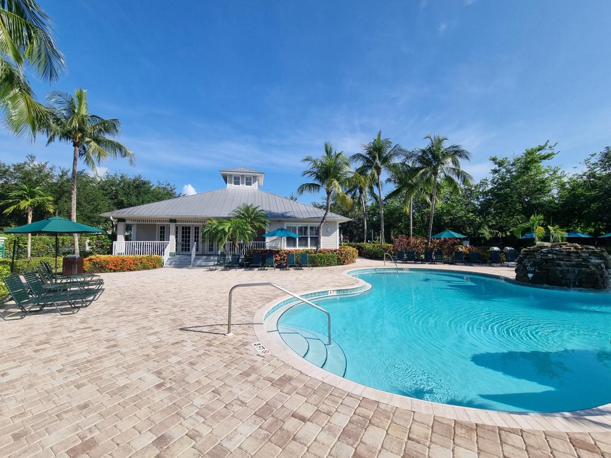 Stunning 2-Bedroom Plus Den Condo In Greenlinks Resort North North Naples Exterior foto
