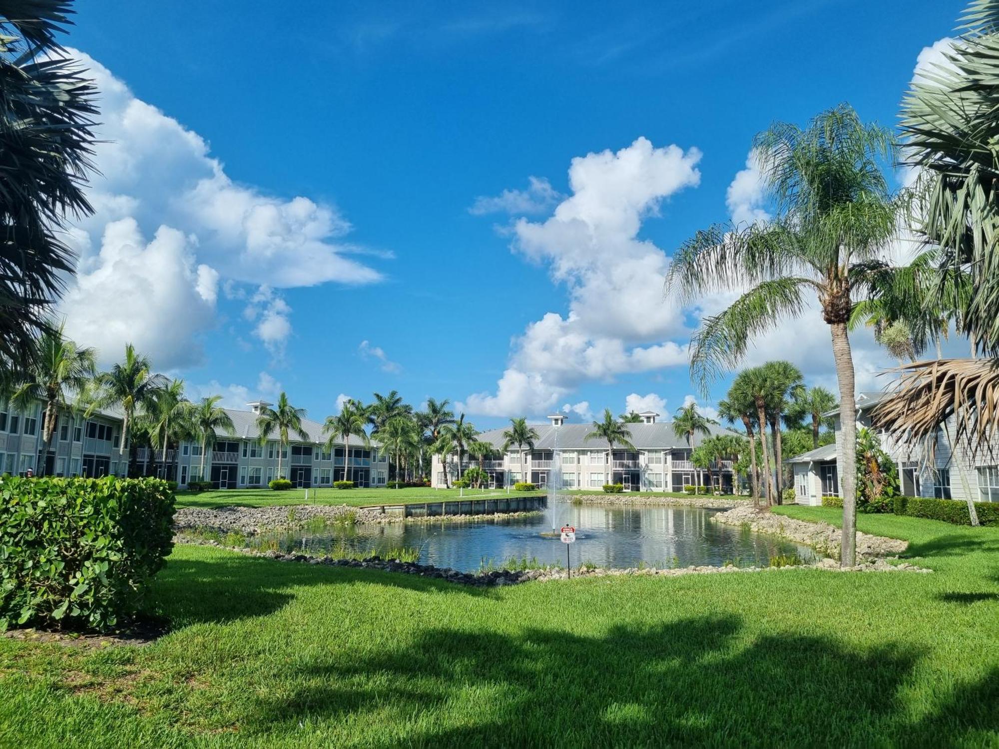 Stunning 2-Bedroom Plus Den Condo In Greenlinks Resort North North Naples Exterior foto